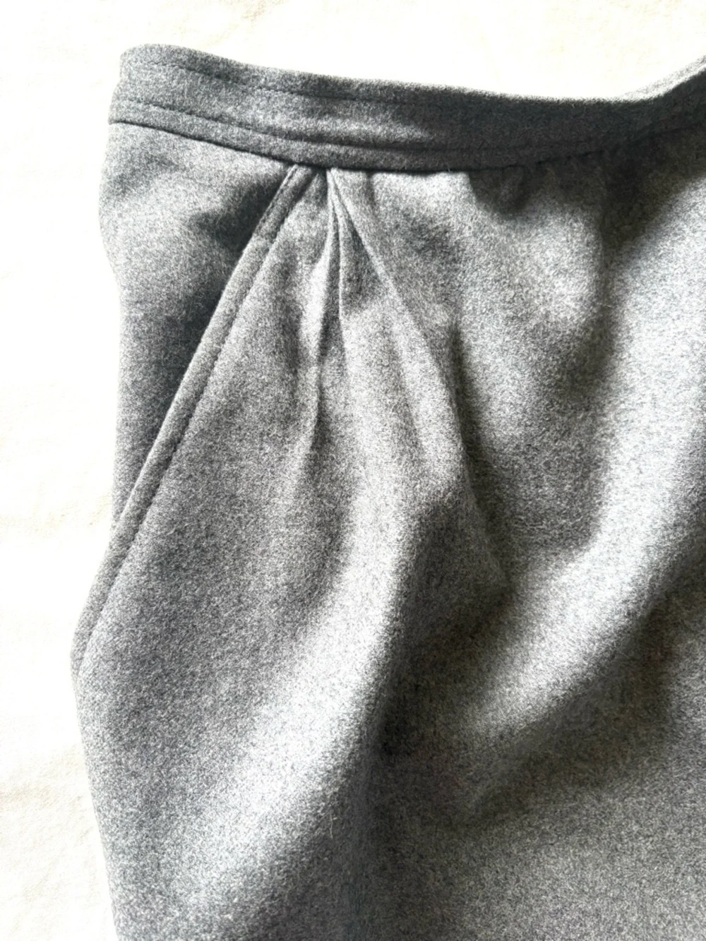 YVES SAINT LAURENT Rive Gauche Vintage Gray Wool Skirt - Picture 5 of 7